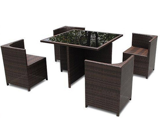 Dining Room Tables and Chairs